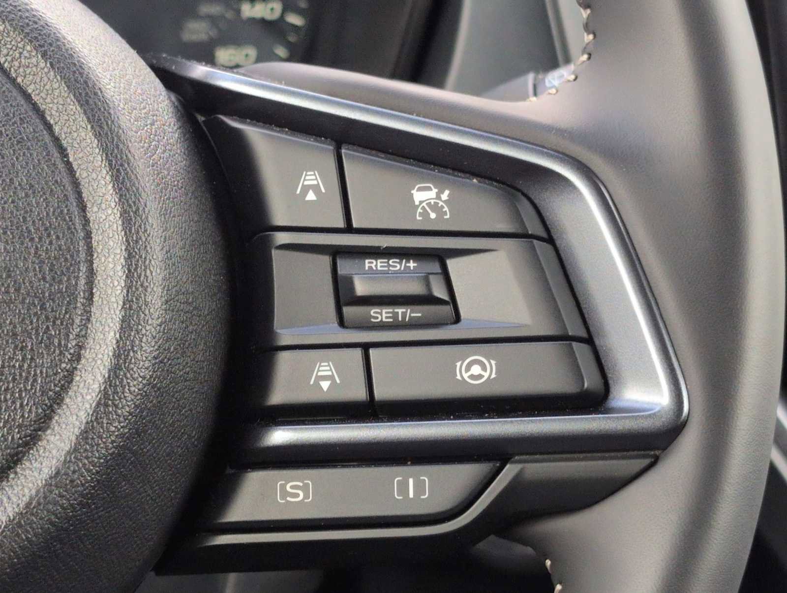 Certified 2025 Subaru Forester Limited w/ Popular Package image 24