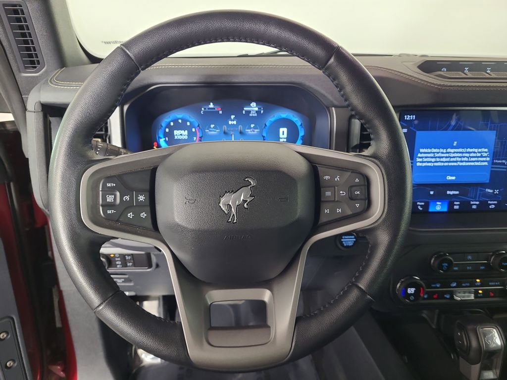 Used 2025 Ford Bronco Badlands AWD/4WD image 12