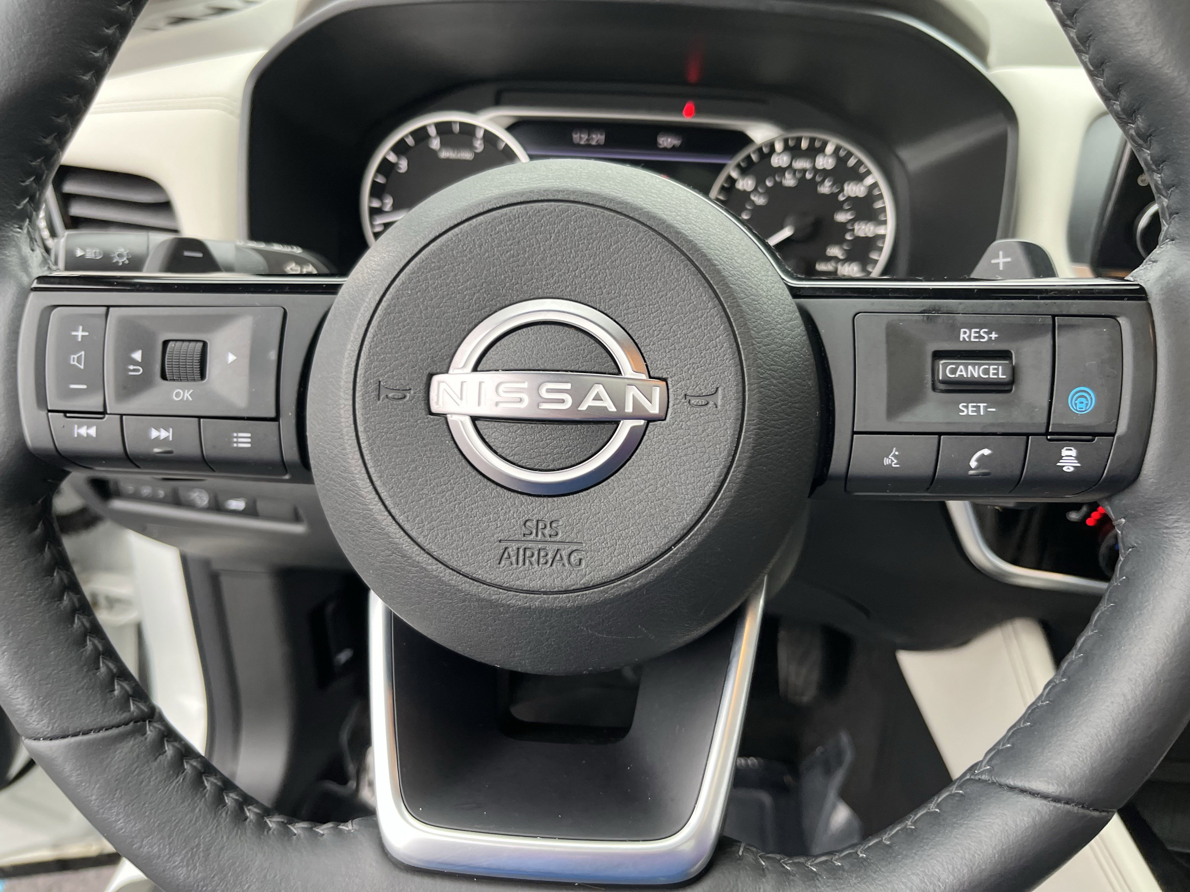 Used 2023 Nissan Rogue SL w/ SL Premium Package AWD/4WD image 19