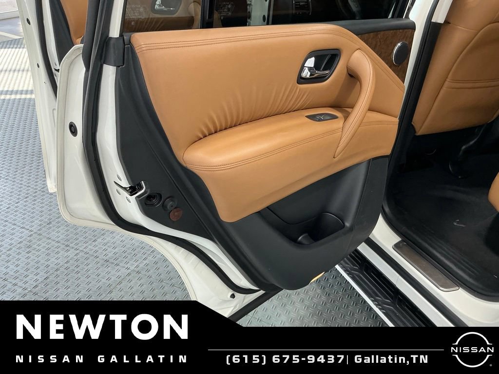 Used 2016 INFINITI QX80 2WD w/ Signature Edition Package image 47