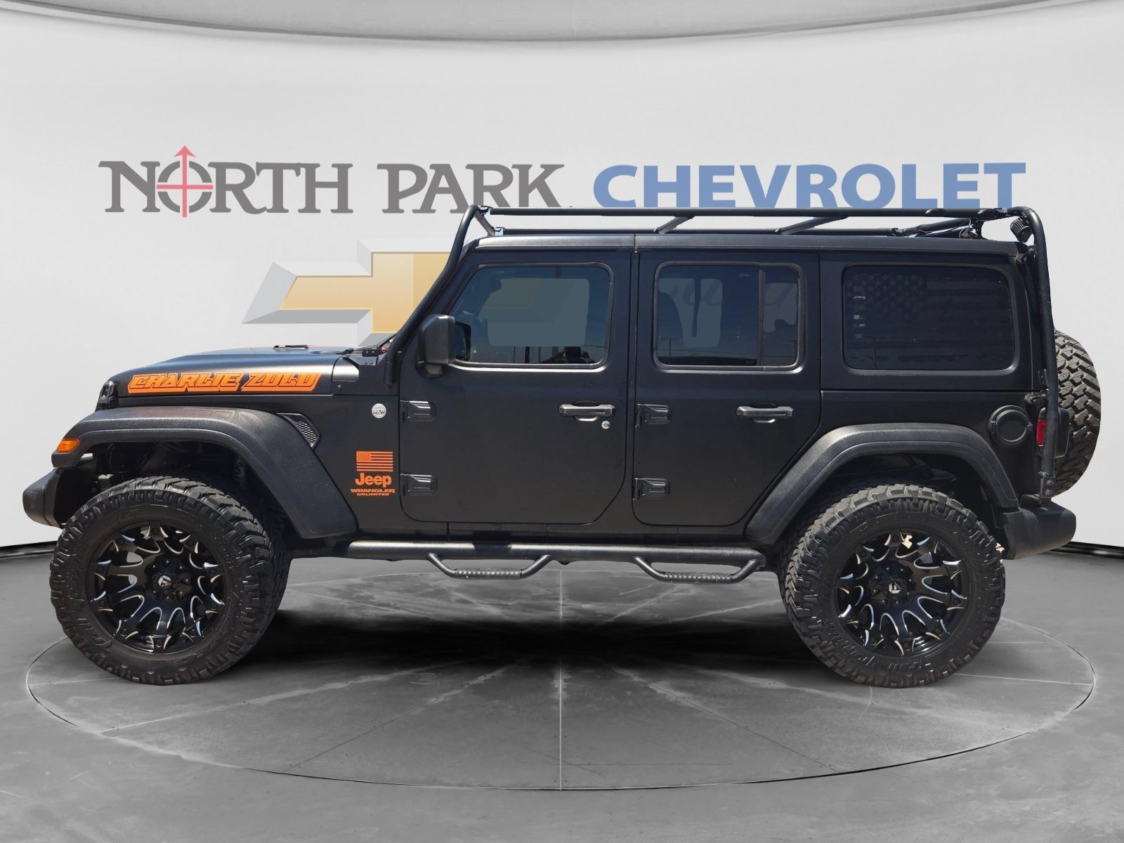 Used 2018 Jeep Wrangler Unlimited Sport AWD/4WD image 6