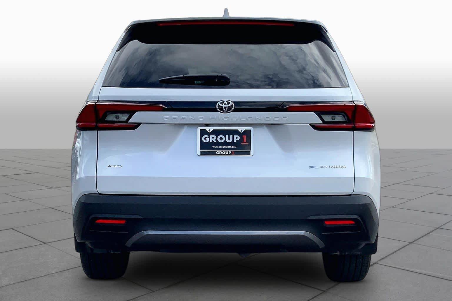 Used 2026 Toyota Grand Highlander AWD image 5