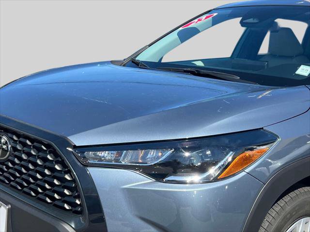 Certified 2023 Toyota Corolla Cross L image 9