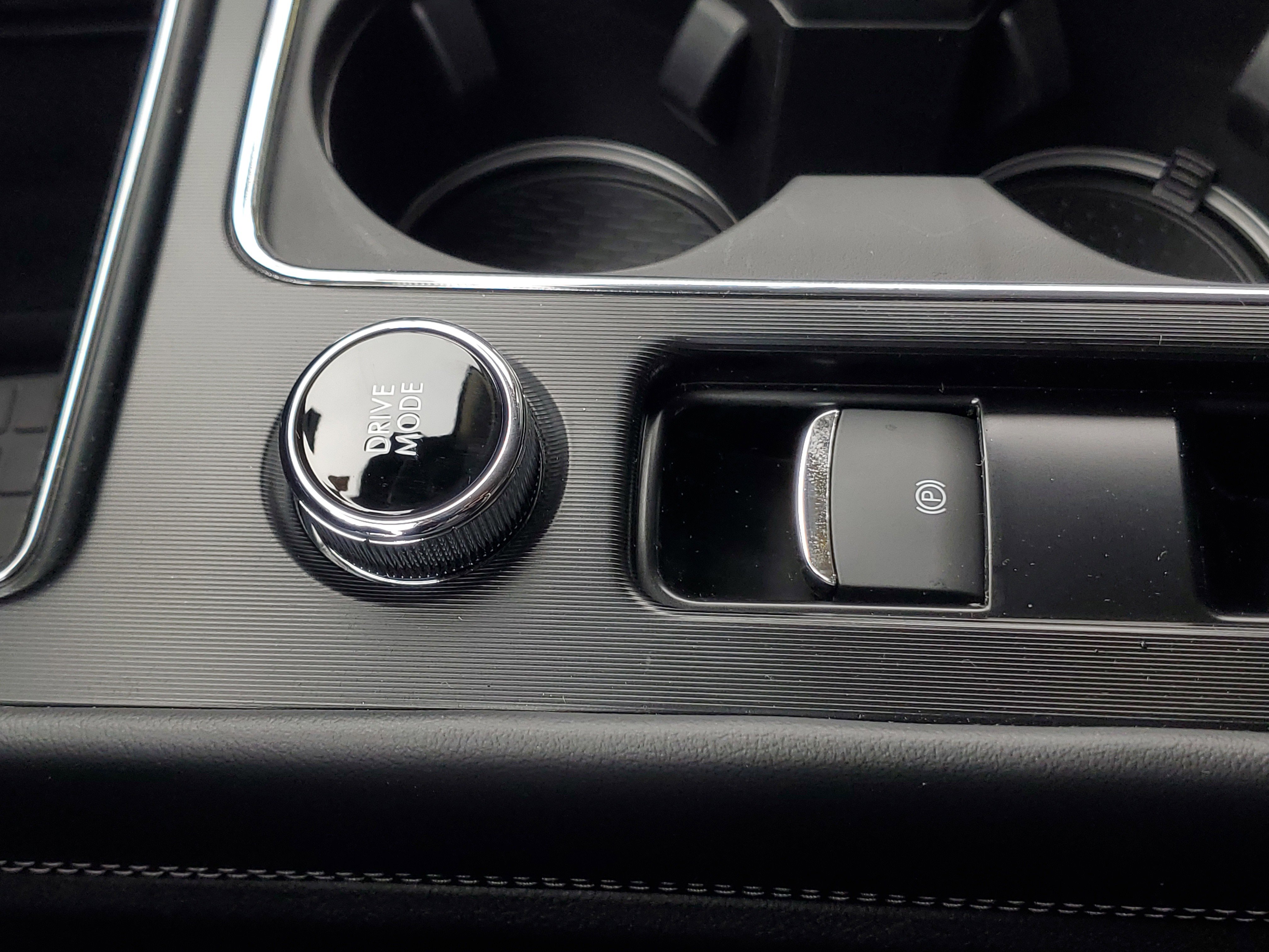 New 2026 Lincoln Corsair Premiere image 24