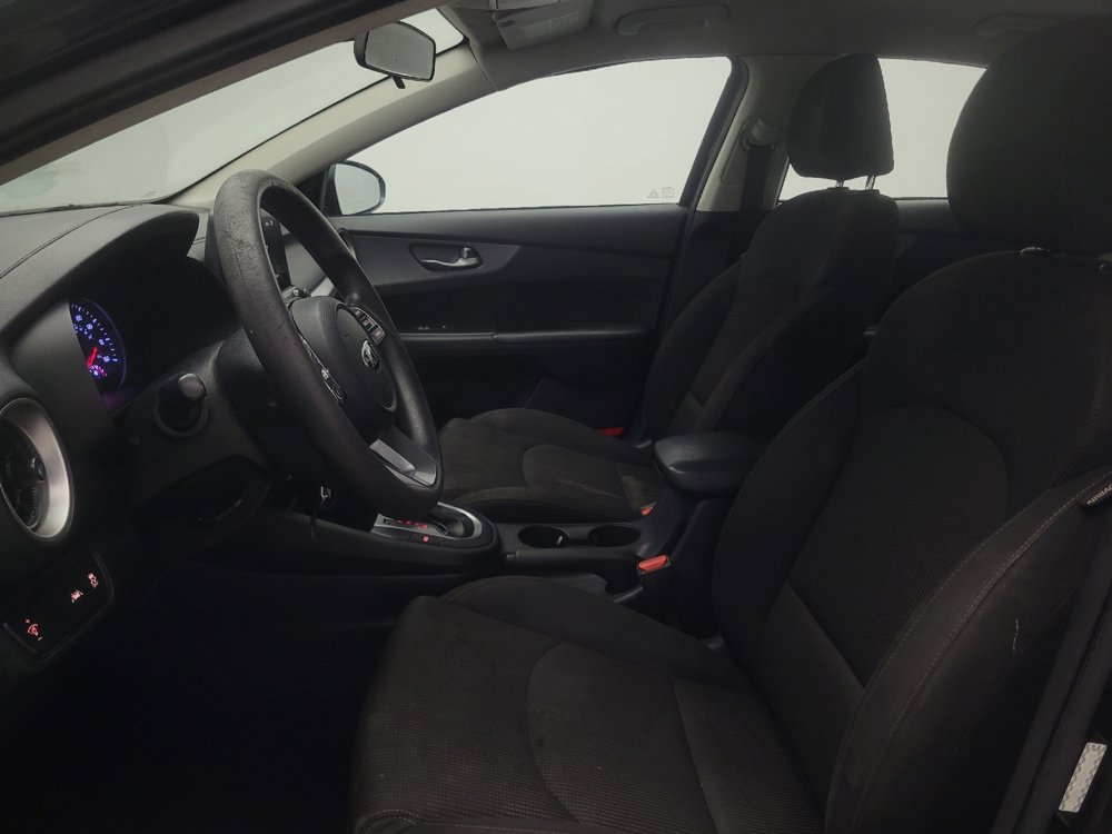 Used 2021 Kia Forte LXS FWD image 17