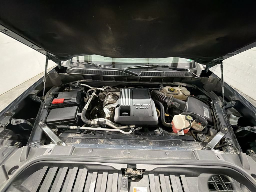 Used 2021 Chevrolet Silverado 1500 RST AWD/4WD image 28