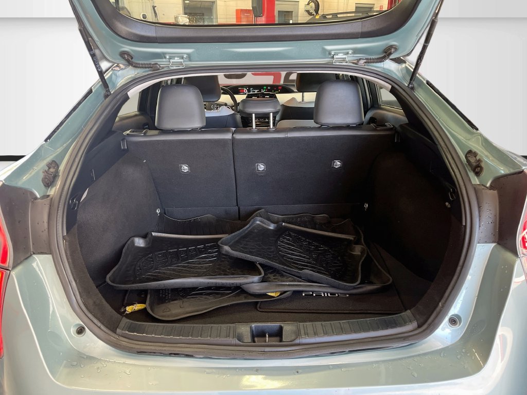 Used 2017 Toyota Prius Four FWD image 26