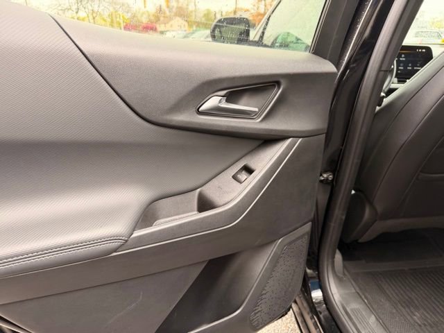 Used 2025 Chevrolet Equinox LT w/ Convenience Package II AWD/4WD image 17