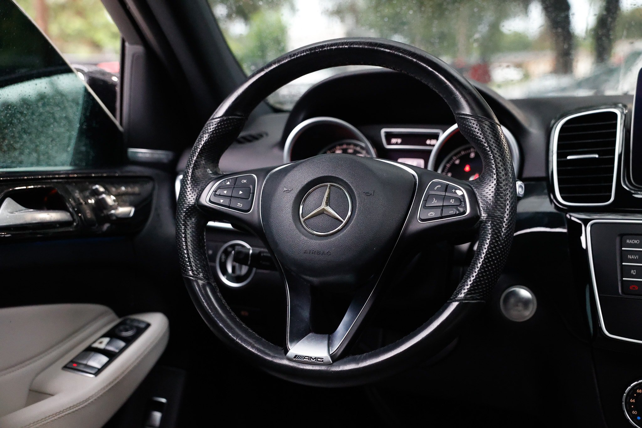 Used 2017 Mercedes-Benz GLE 350 image 34