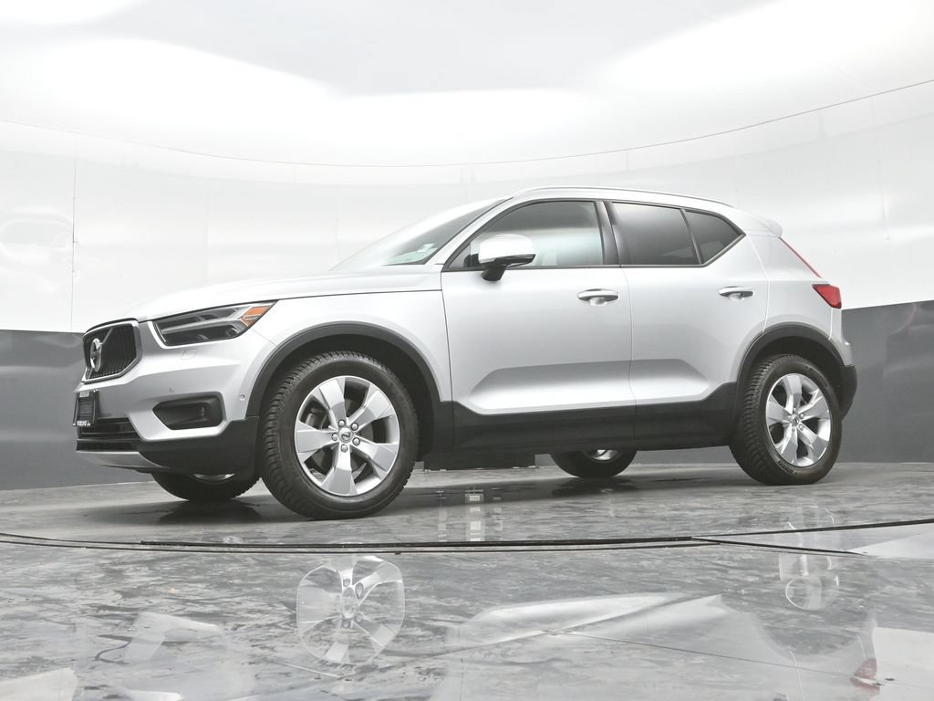 Used 2019 Volvo XC40 T5 Momentum AWD/4WD image 25