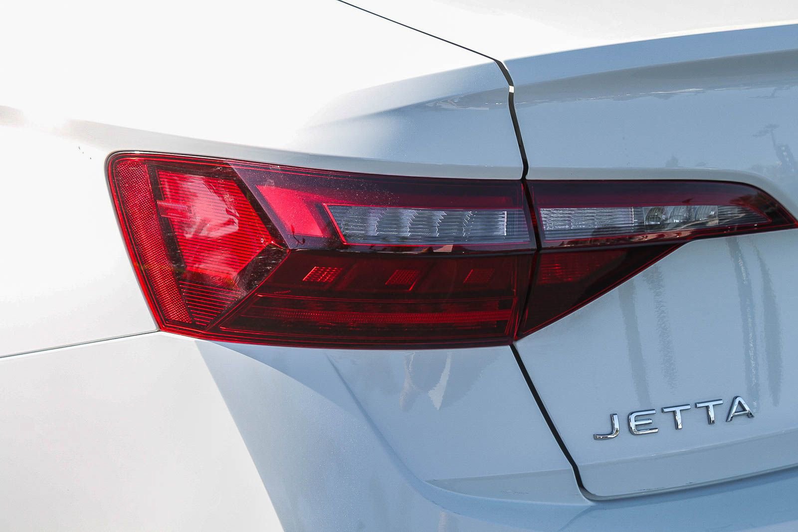 Used 2024 Volkswagen Jetta Sport image 9