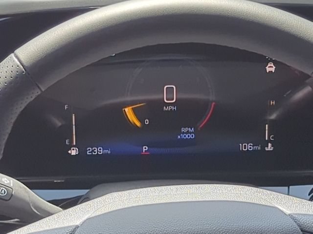 New 2026 Chevrolet Trax RS w/ Driver Confidence Package FWD image 9