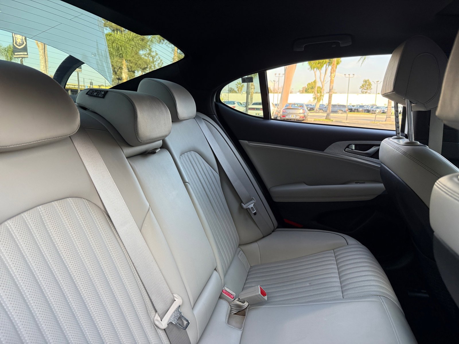 Used 2023 Genesis G70 2.0T w/ Sport Prestige Package image 18