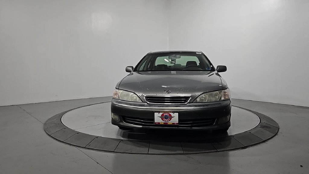 Used 2000 Lexus ES 330 w/ Lexus Value Pkg FWD image 9