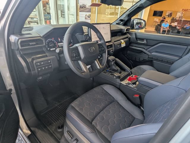 New 2026 Toyota 4Runner Platinum AWD/4WD image 13