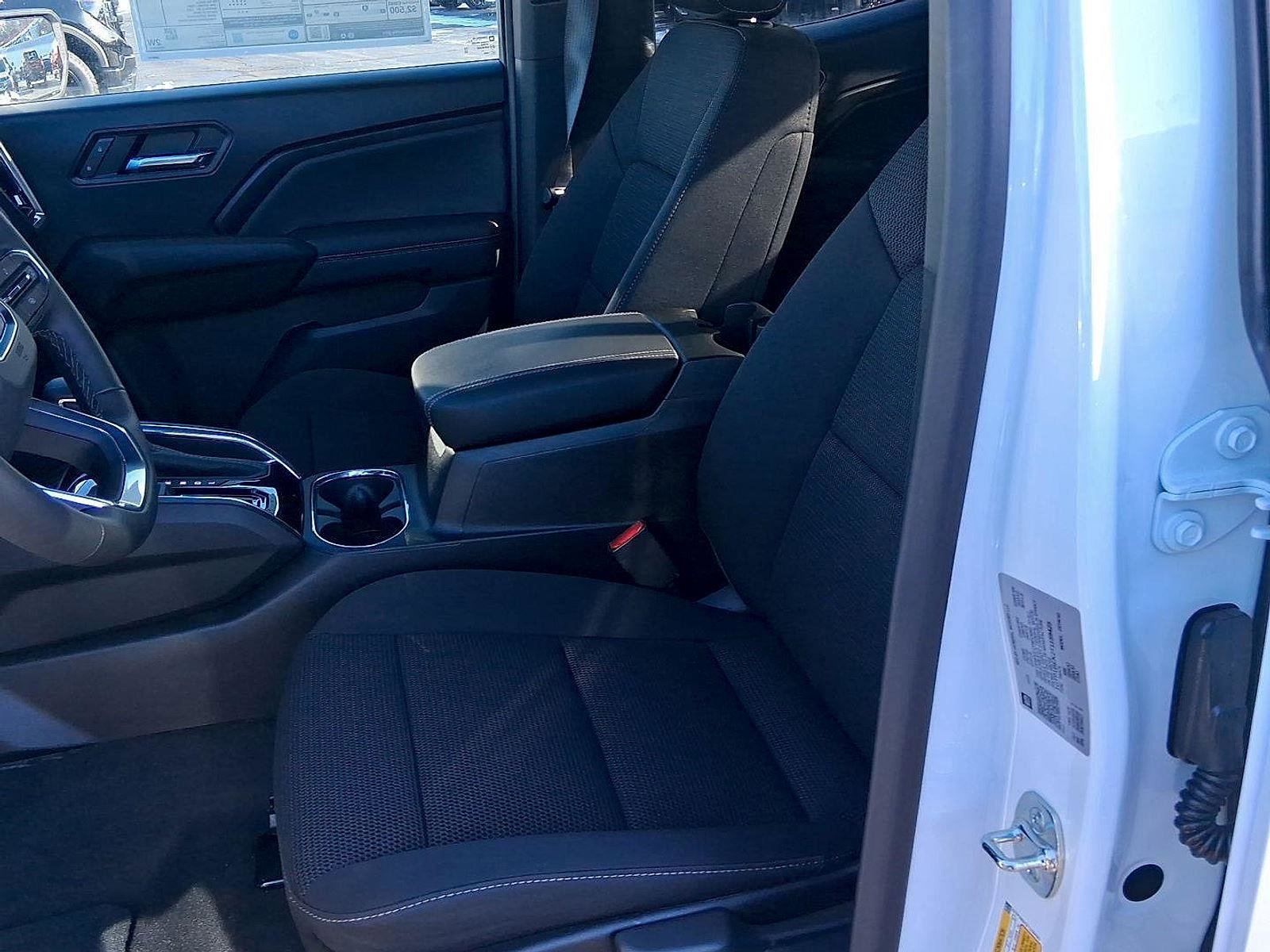 New 2026 GMC Canyon Elevation image 10