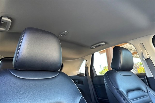 Used 2022 Ford Edge SEL image 21