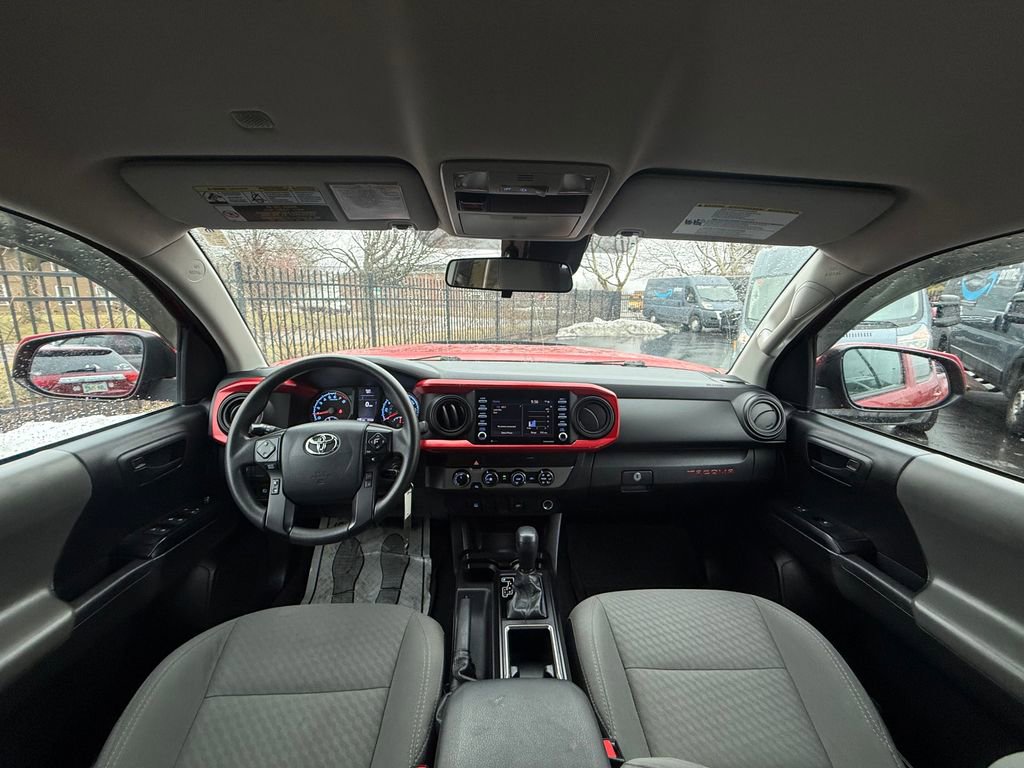Used 2020 Toyota Tacoma SR image 13