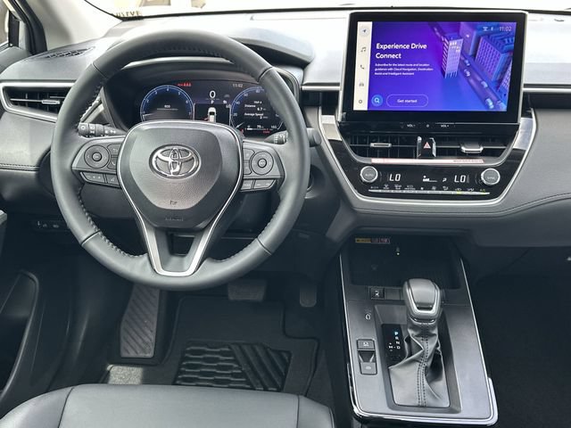 Used 2026 Toyota Corolla Cross XLE FWD image 11