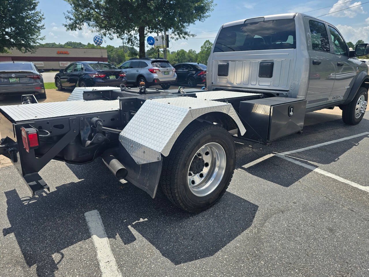 Used 2022 RAM 4500 Tradesman w/ Chrome Appearance Group AWD/4WD image 7