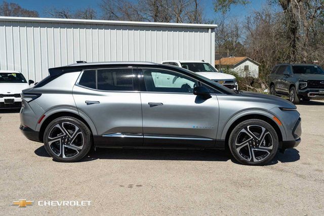 New 2026 Chevrolet Equinox EV LT w/ Convenience Package II FWD image 4