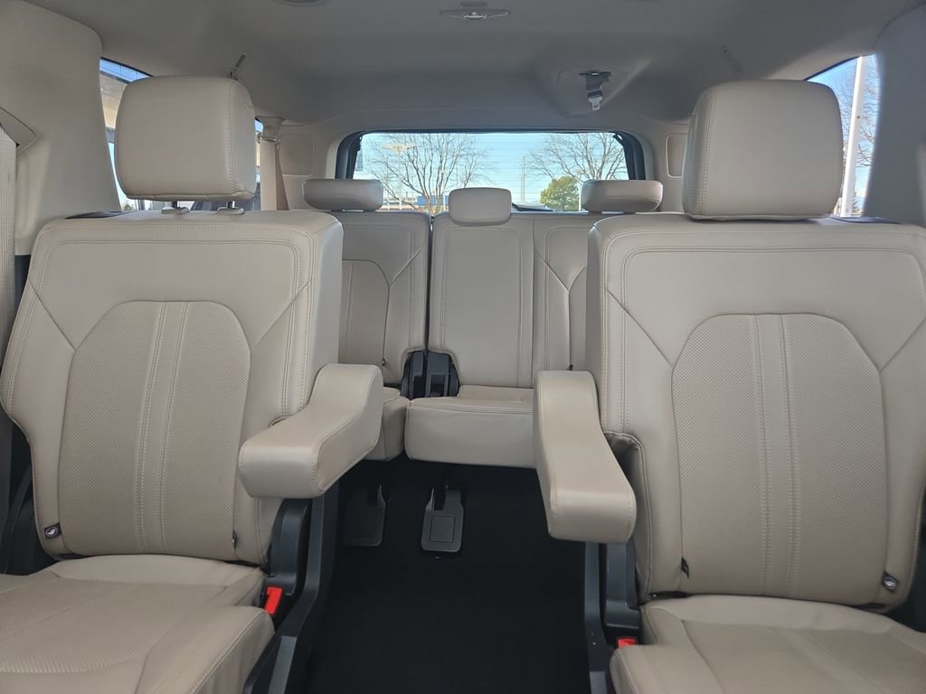 Used 2024 Ford Expedition Max Limited image 20