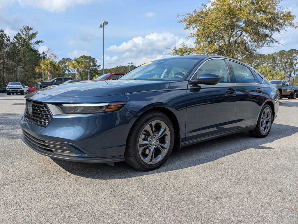 Used 2023 Honda Accord EX image 8