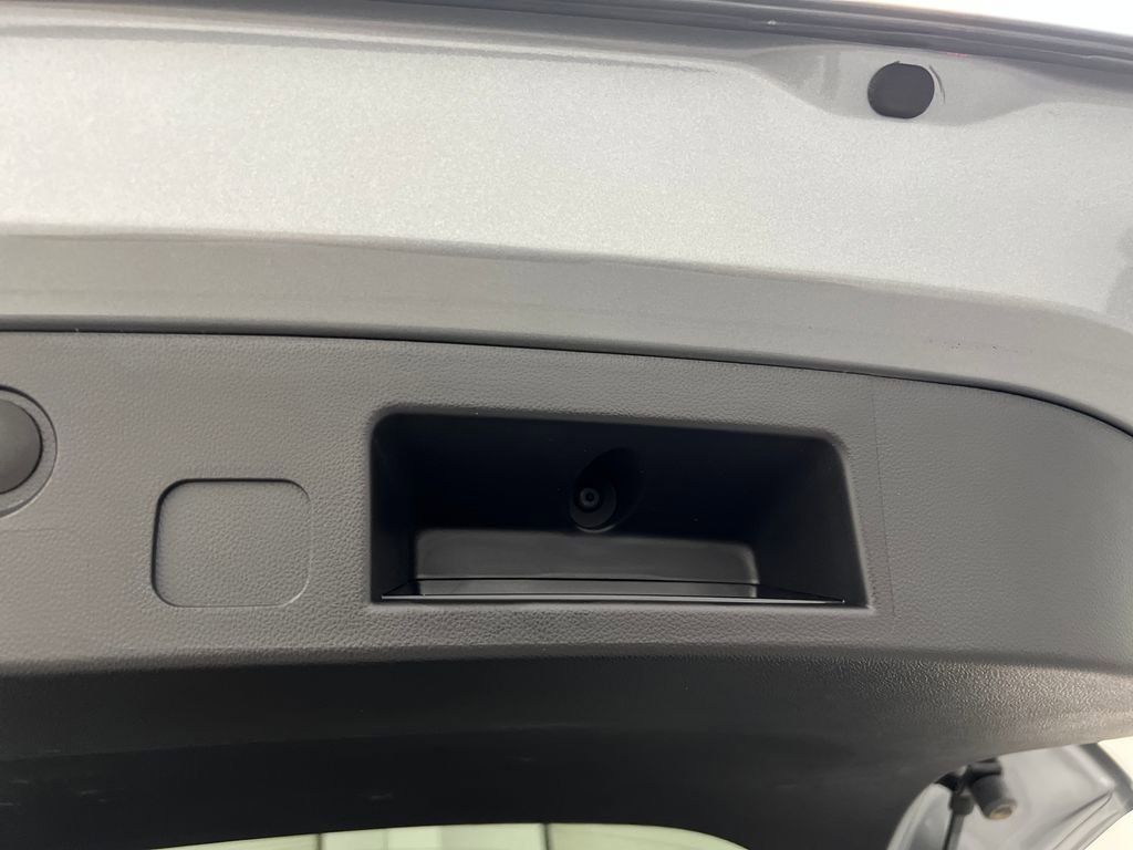 Used 2026 Chevrolet Equinox LT FWD image 33