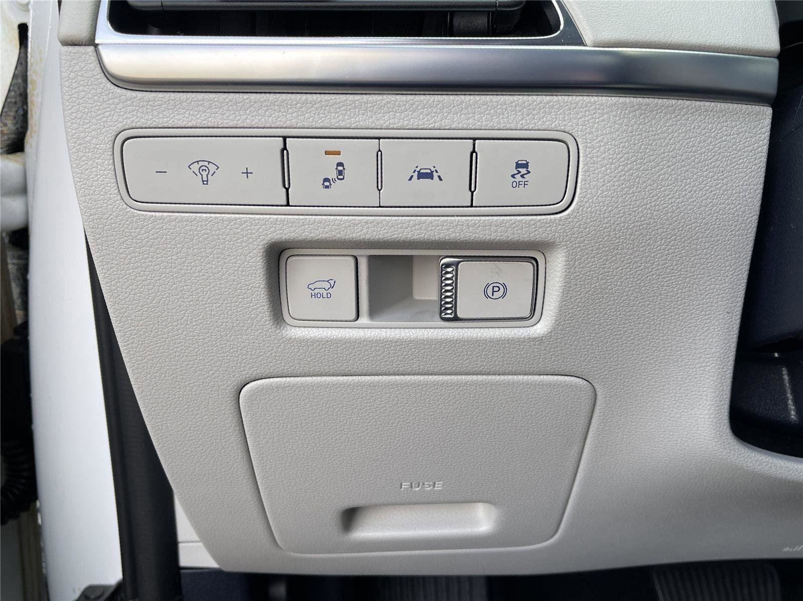 Used 2022 Hyundai Palisade Calligraphy w/ Winter Package image 19