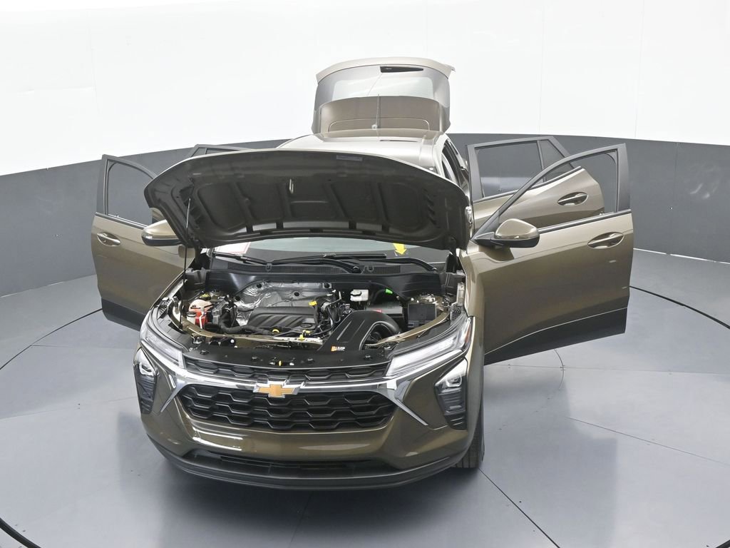 Used 2024 Chevrolet Trax LS w/ LS Convenience Package image 66