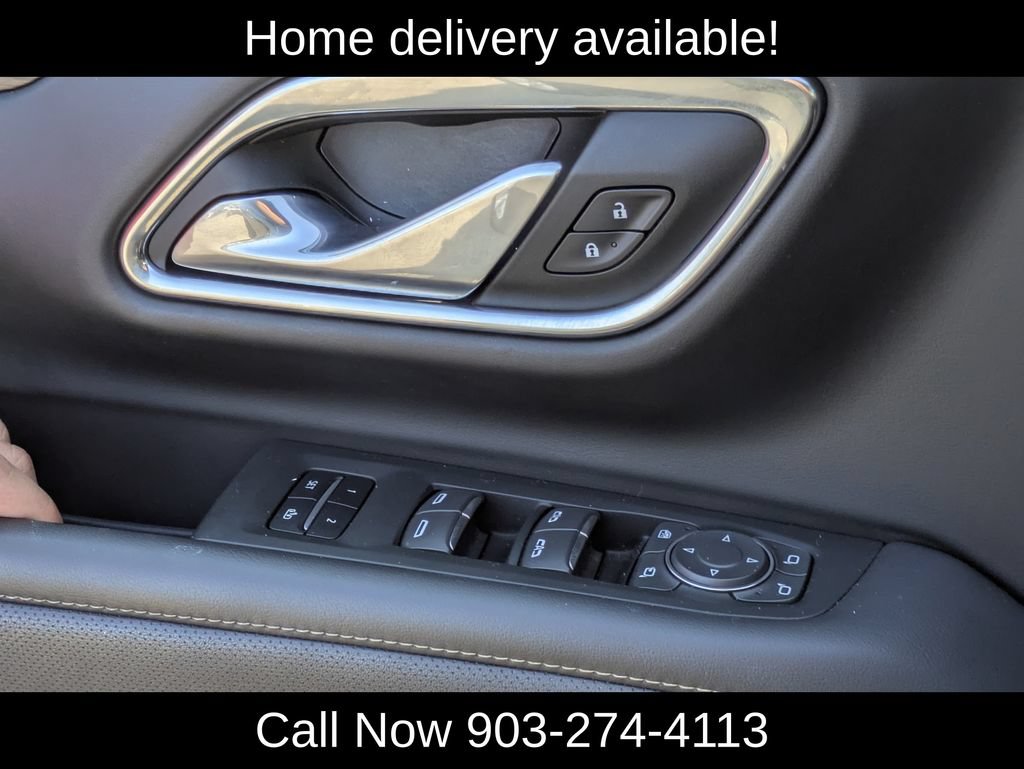 Used 2023 Chevrolet Suburban Premier RWD image 29