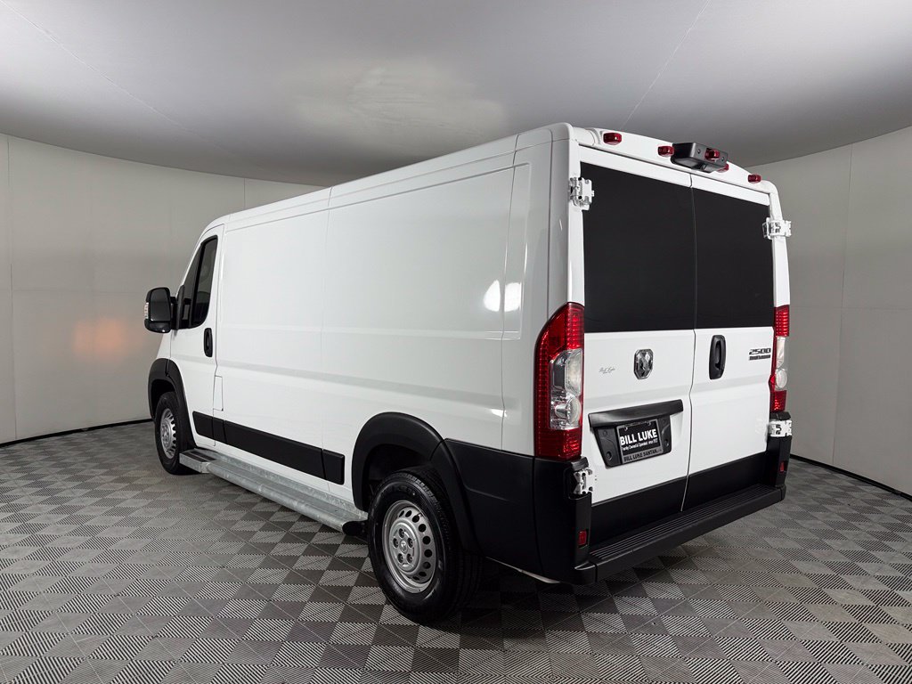 Used 2025 RAM ProMaster 2500 w/ U-Haul Equipment Group FWD image 8