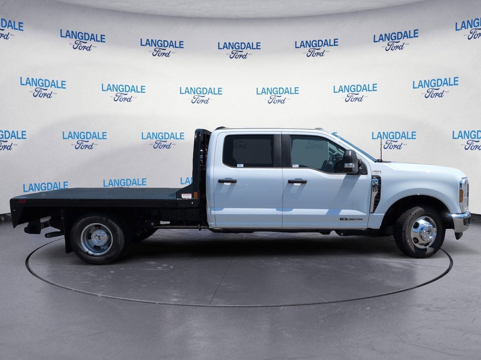 New 2025 Ford F350 XL w/ XL Chrome Package image 3