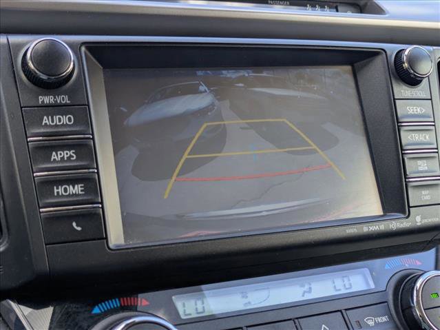 Used 2018 Toyota RAV4 XLE AWD/4WD image 14