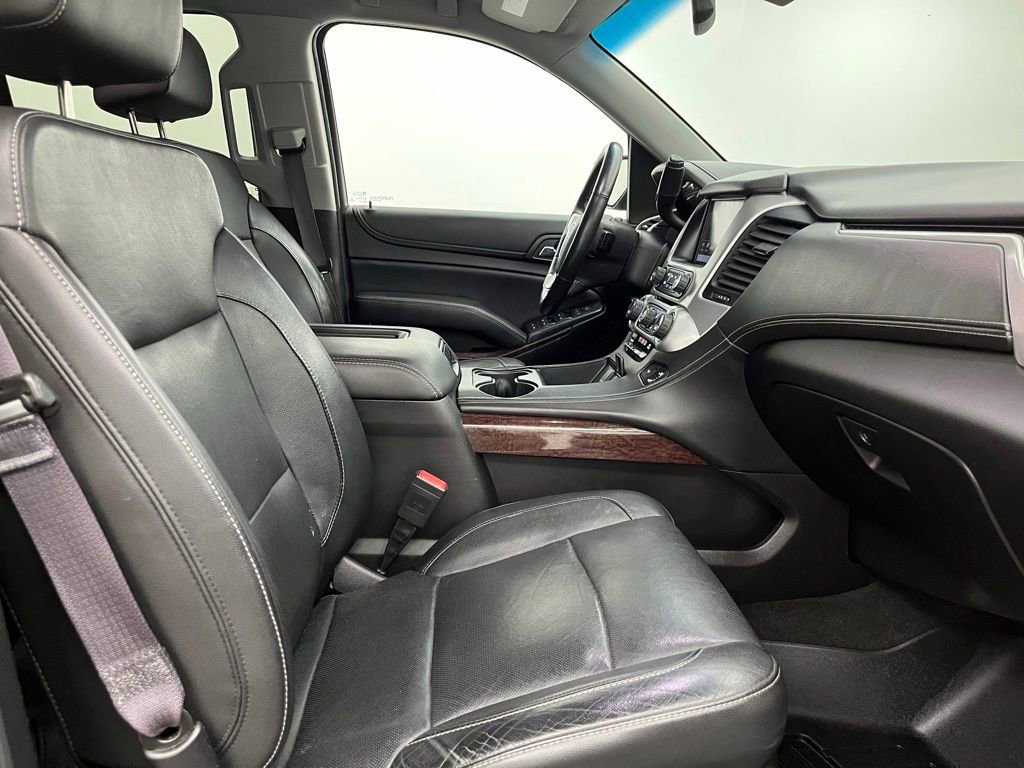Used 2017 GMC Yukon SLT image 33