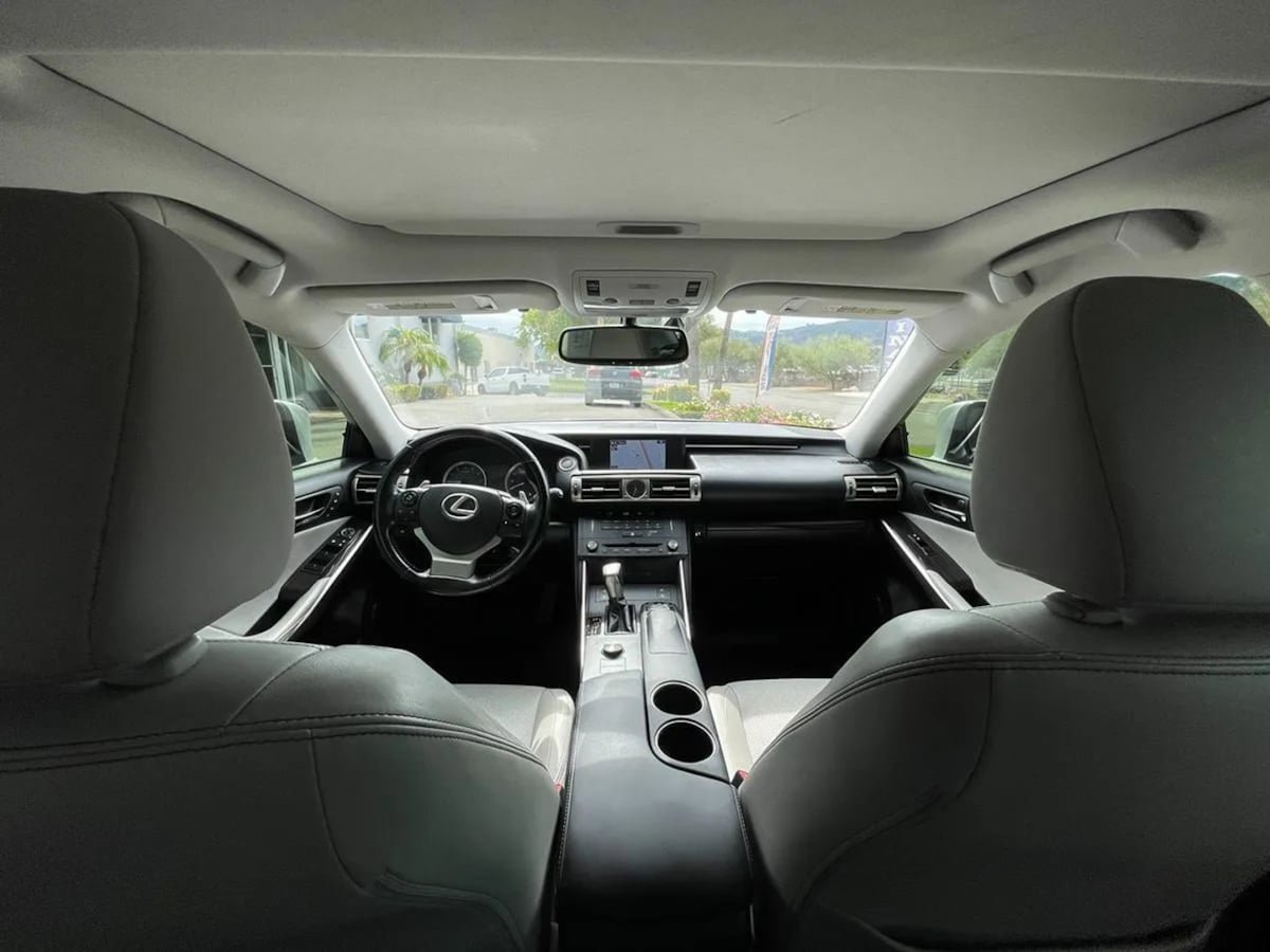 Used 2015 Lexus IS 250 AWD w/ Luxury Package image 16