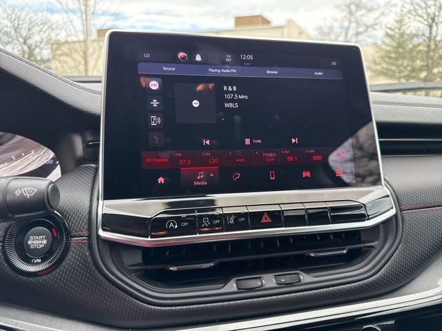 Used 2022 Jeep Compass Trailhawk image 6