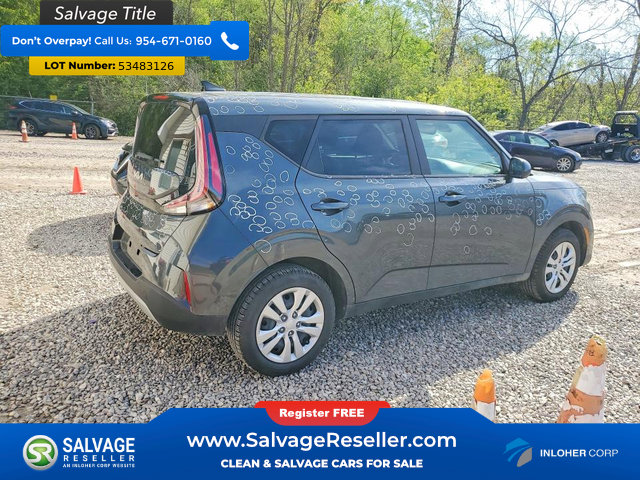 Used 2023 Kia Soul LX FWD image 4
