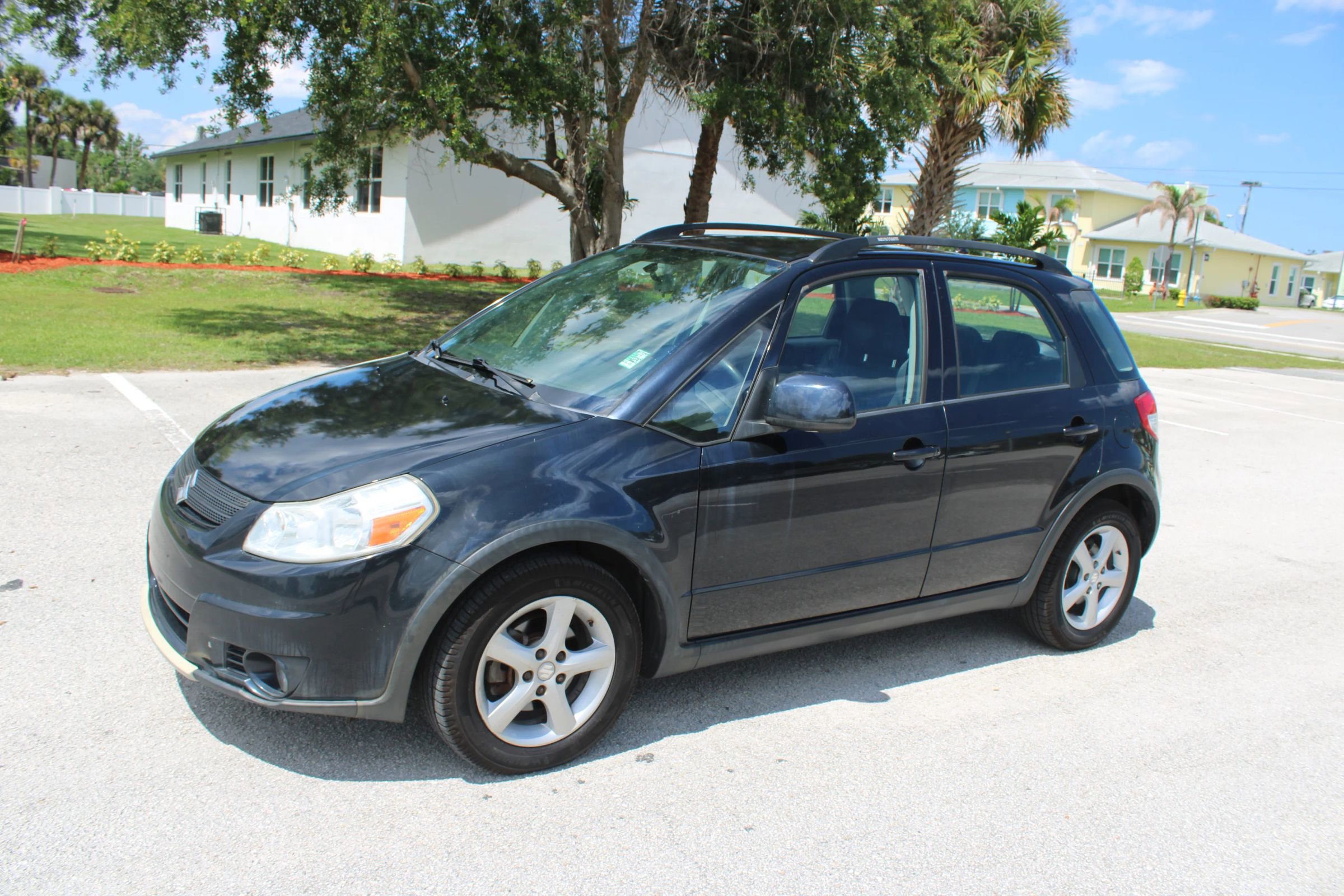 Used 2007 Suzuki SX4 AWD Hatchback image 4