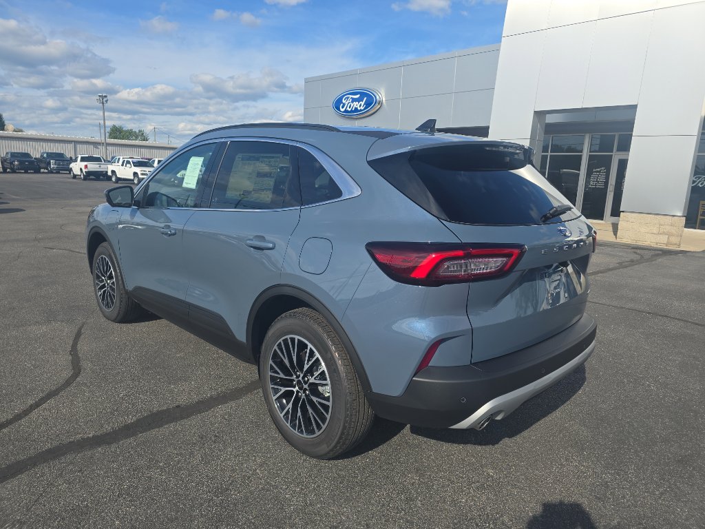 New 2025 Ford Escape SE image 4