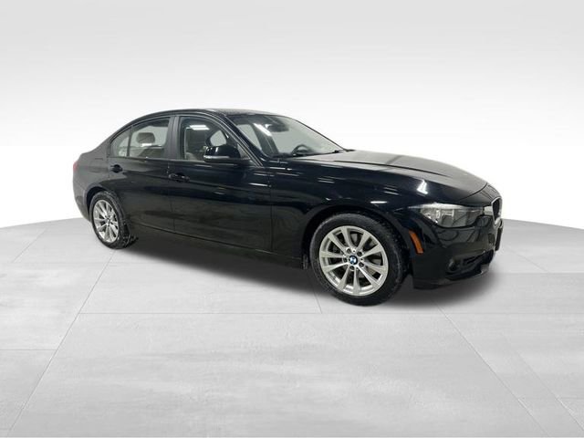 Used 2016 BMW 320i xDrive Sedan image 3