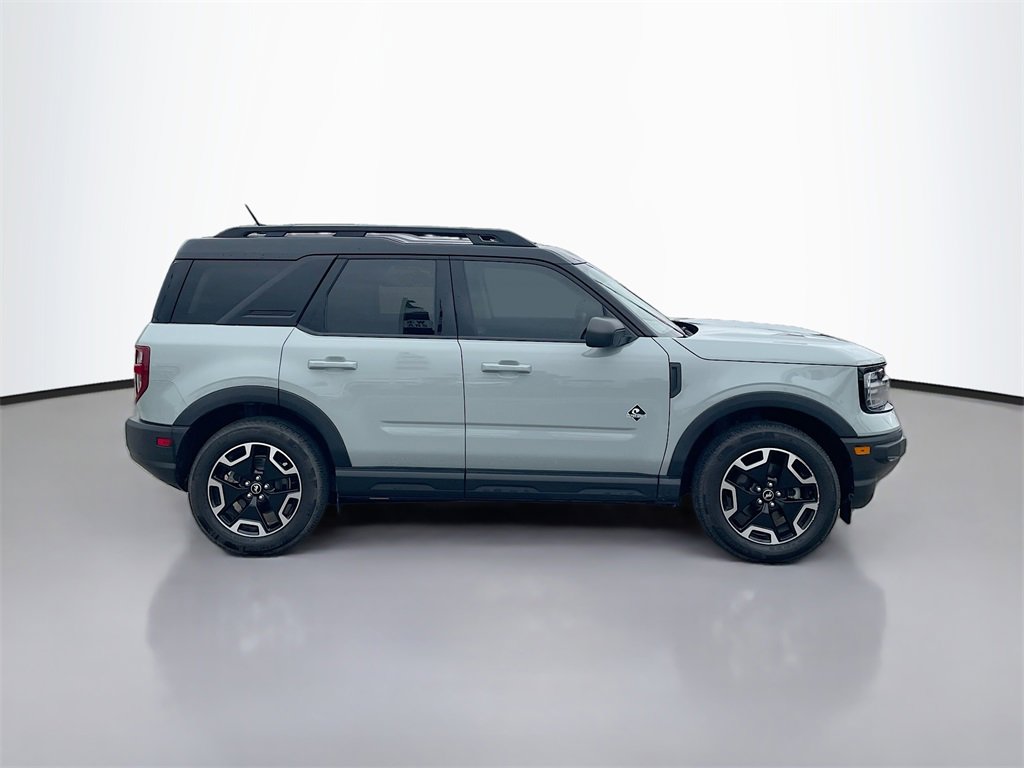 Used 2024 Ford Bronco Sport Outer Banks w/ Tech Package image 8