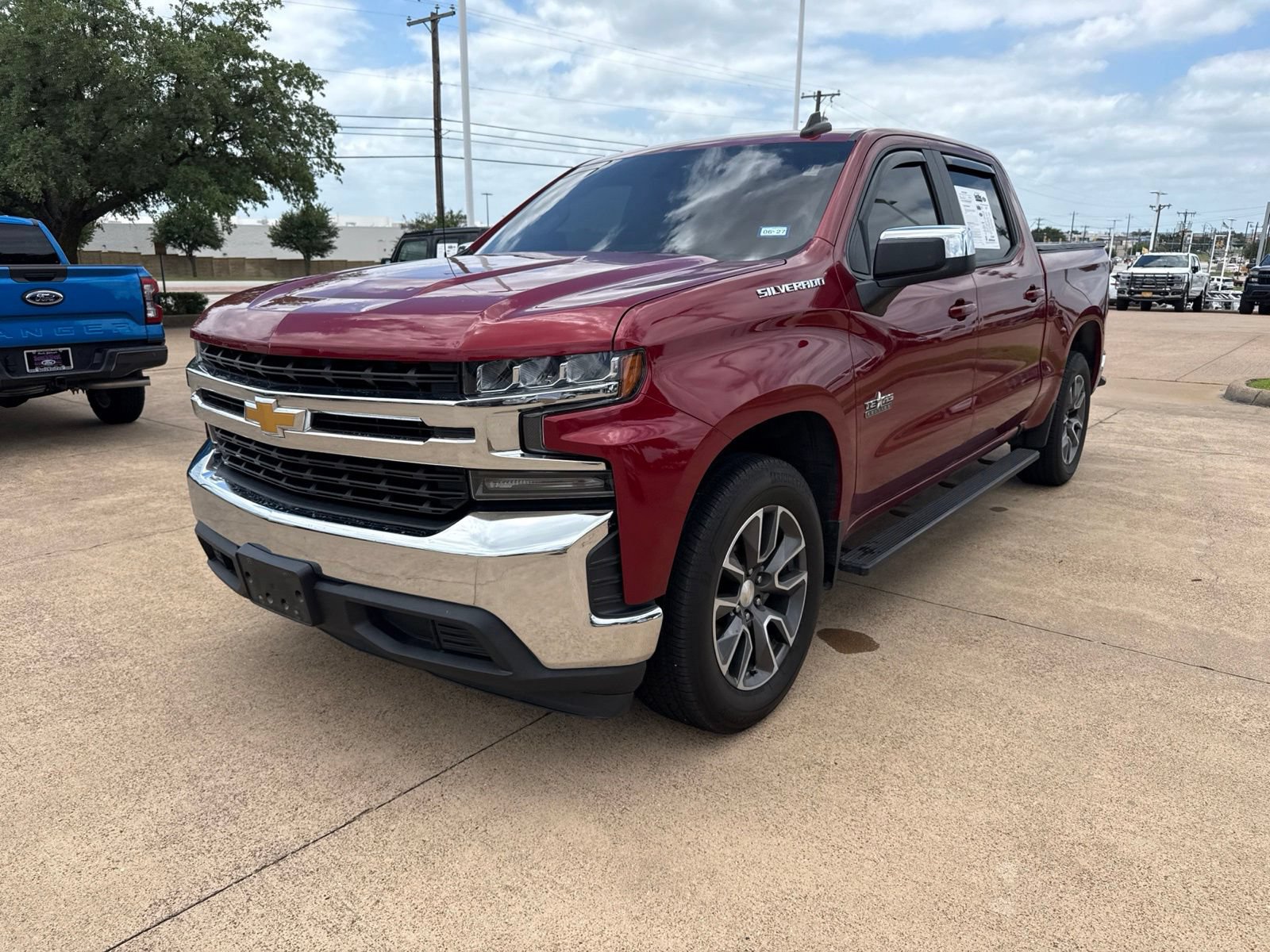 Used 2019 Chevrolet Silverado 1500 LT w/ Texas Edition RWD image 3