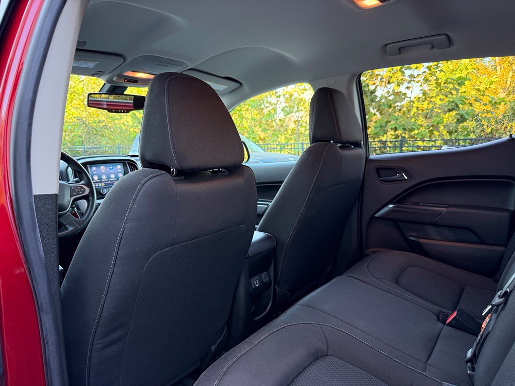 Used 2021 Chevrolet Colorado LT RWD image 30