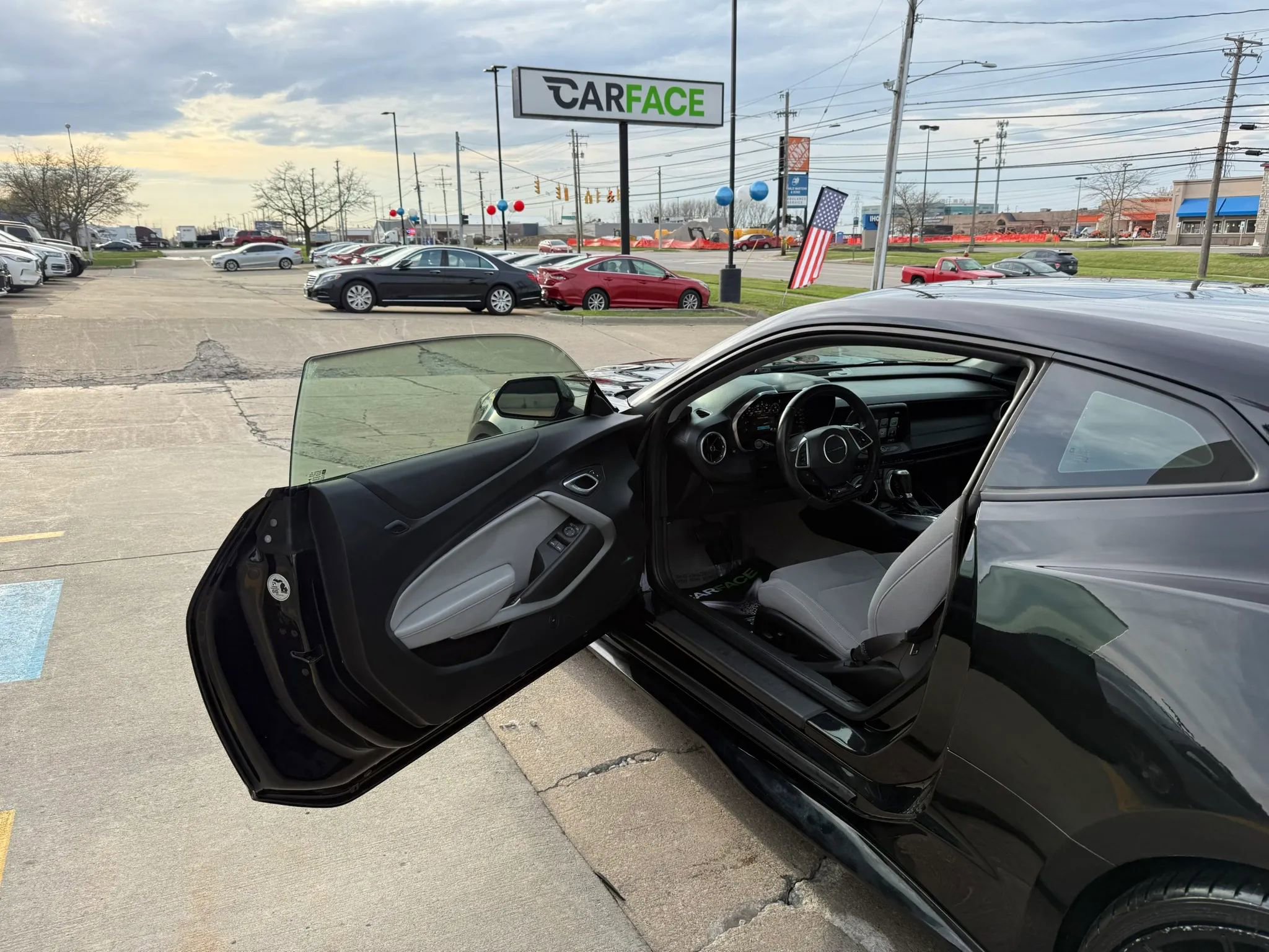 Used 2018 Chevrolet Camaro SS RWD image 17