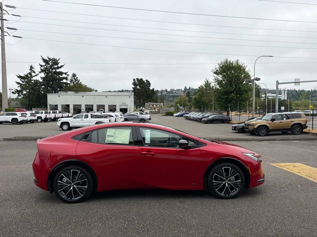 New 2027 Toyota Prius Limited AWD/4WD image 4