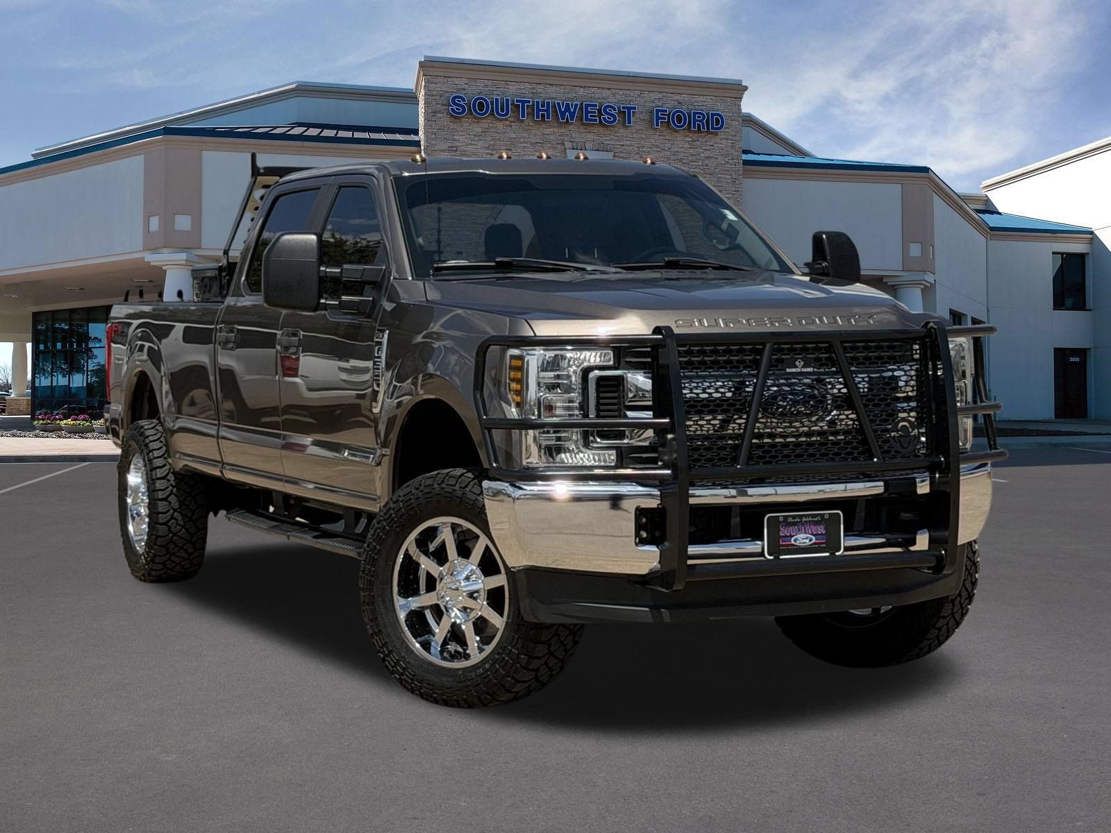 Used 2019 Ford F350 XL w/ STX Appearance Package AWD/4WD image 1