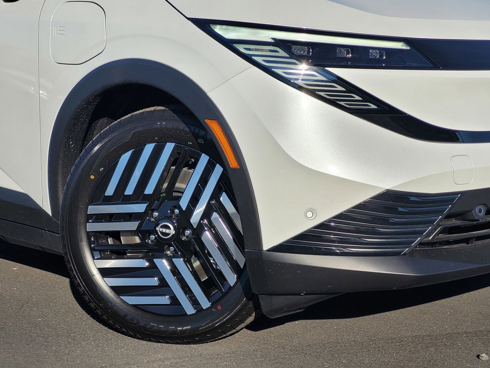 New 2026 Nissan Leaf SV+ image 3