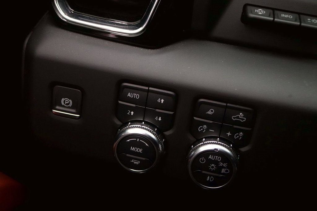 Used 2024 GMC Sierra 2500 Denali Ultimate image 24