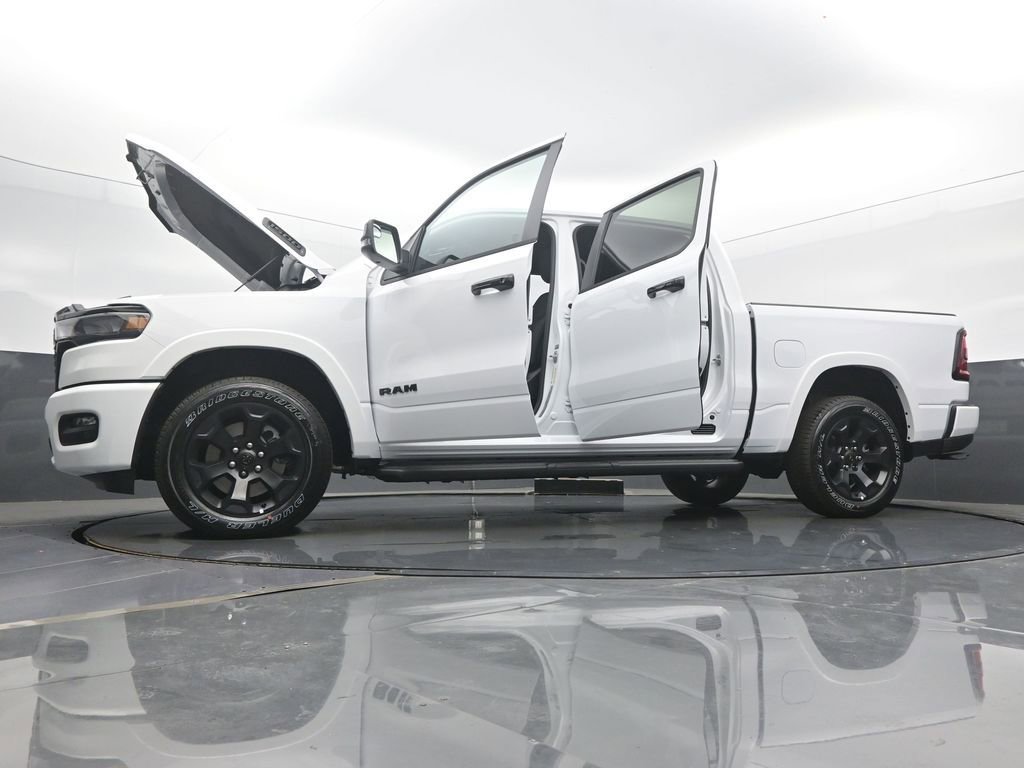 New 2026 RAM 1500 4x4 Crew Cab image 62